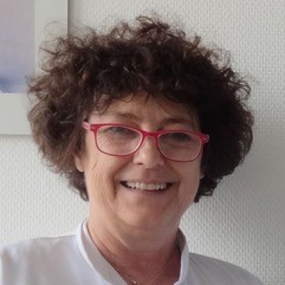 Dr Anne-Marie COLLET-VILLETTE